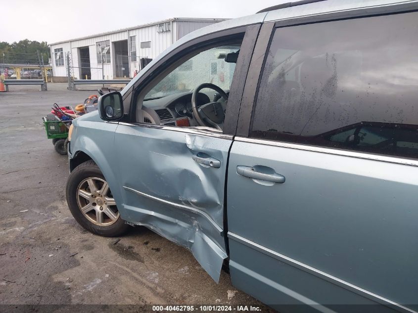 2A8HR54P68R665945 2008 Chrysler Town & Country Touring