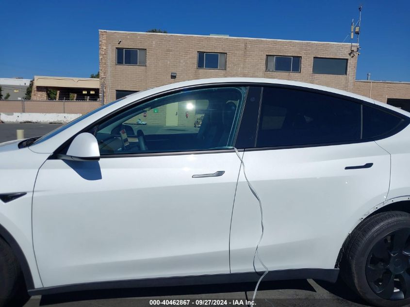 2023 Tesla Model Y Awd/Long Range Dual Motor All-Wheel Drive VIN: 7SAYGDEE8PF634374 Lot: 40462867