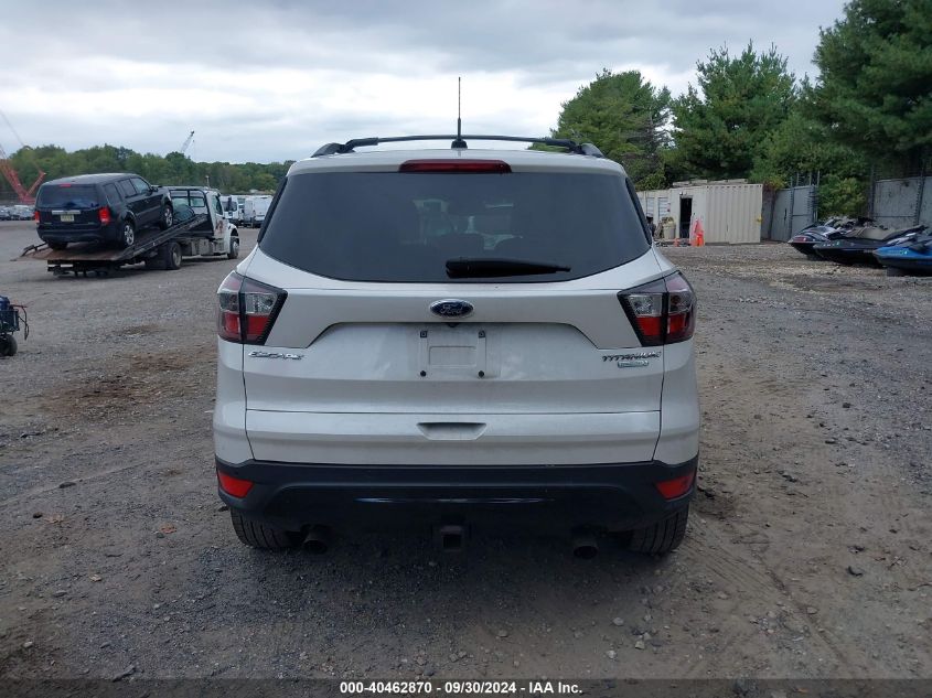 1FMCU0J96HUA58189 2017 Ford Escape Titanium