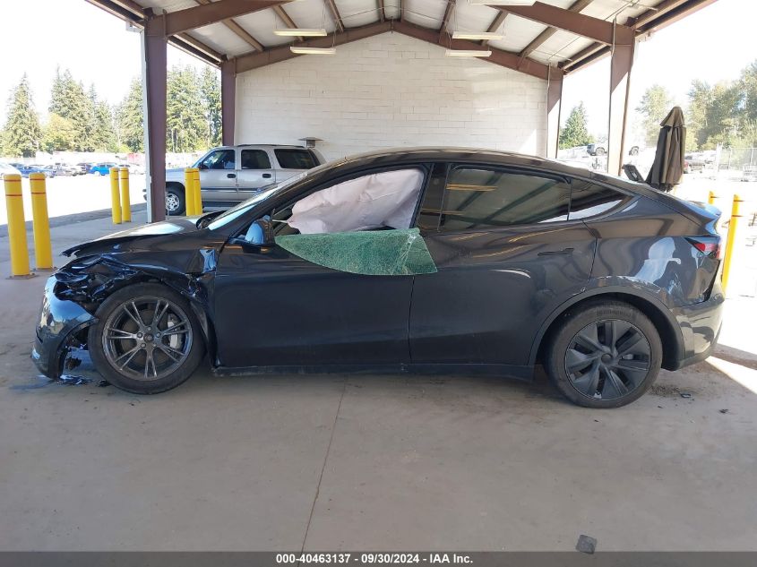 2024 Tesla Model Y Long Range Dual Motor All-Wheel Drive VIN: 7SAYGDEE2RF179699 Lot: 40463137