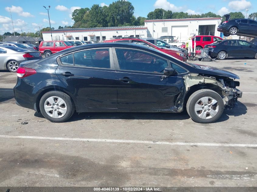 2017 Kia Forte Lx VIN: 3KPFK4A77HE052235 Lot: 40463139