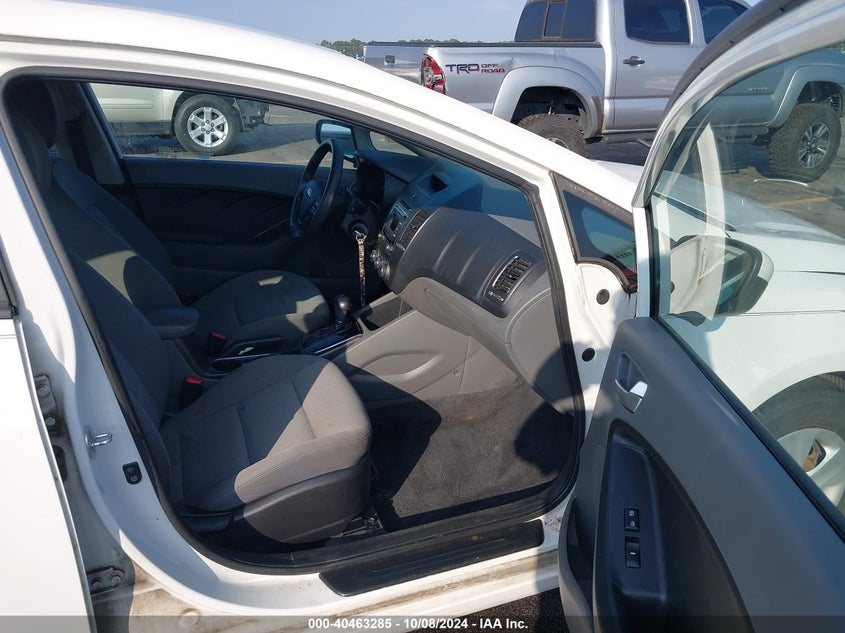 2018 KIA FORTE LX - 3KPFK4A72JE167685