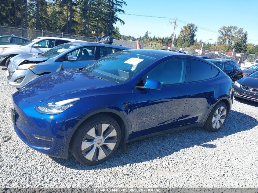 2022 Tesla Model Y Long Range Dual Motor All-Wheel Drive VIN: 7SAYGAEE2NF358429 Lot: 40463446