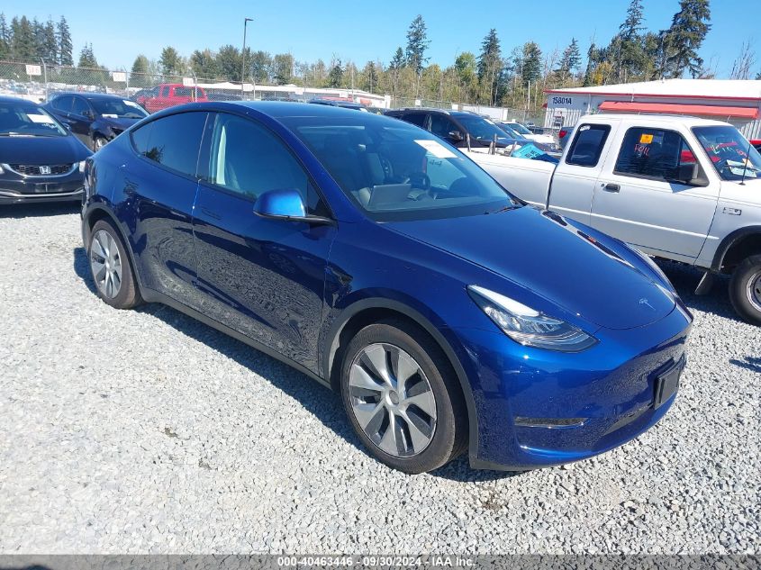 7SAYGAEE2NF358429 2022 TESLA MODEL Y - Image 1