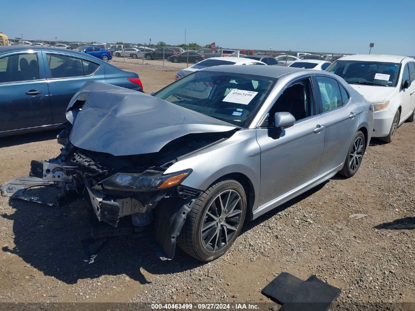 4T1G11AKXMU613271 2021 TOYOTA CAMRY - Image 2