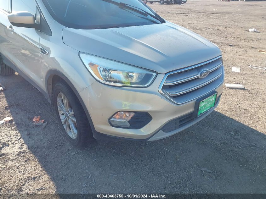 1FMCU0GD4JUA54353 2018 Ford Escape Se