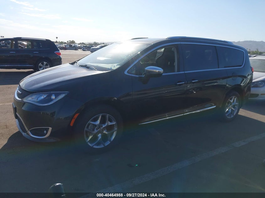 VIN 2C4RC1GG2JR320399 2018 CHRYSLER PACIFICA LIMITED