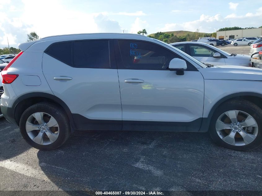 2021 Volvo Xc40 T4 Momentum VIN: YV4AC2HK5M2430384 Lot: 40465087