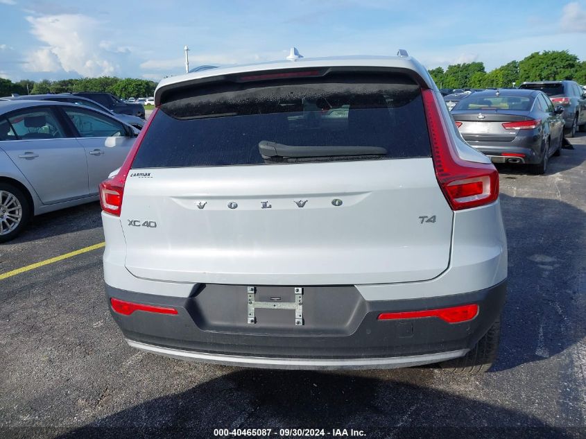 2021 Volvo Xc40 T4 Momentum VIN: YV4AC2HK5M2430384 Lot: 40465087