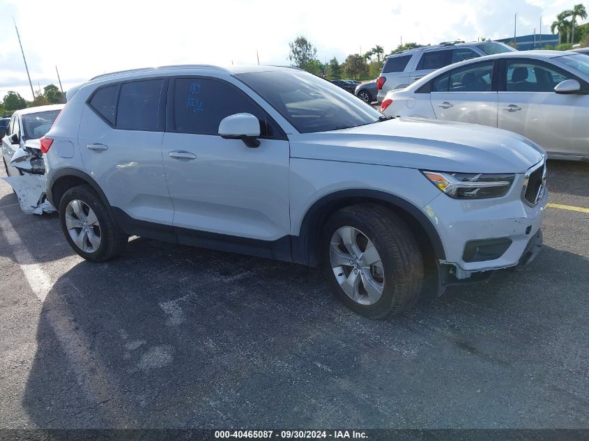 2021 Volvo Xc40 T4 Momentum VIN: YV4AC2HK5M2430384 Lot: 40465087