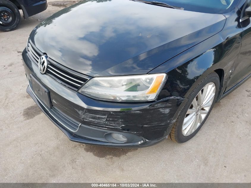 2011 Volkswagen Jetta 2.5L Sel VIN: 3VWLZ7AJ5BM021698 Lot: 40465184