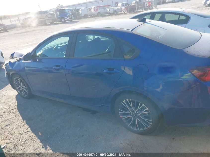 2024 Kia Forte Gt Line VIN: 3KPF54AD1RE755375 Lot: 40465740