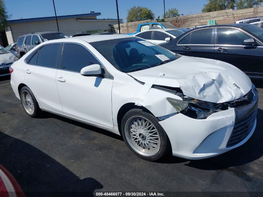 4T1BF1FK0FU081486 2015 TOYOTA CAMRY - Image 1