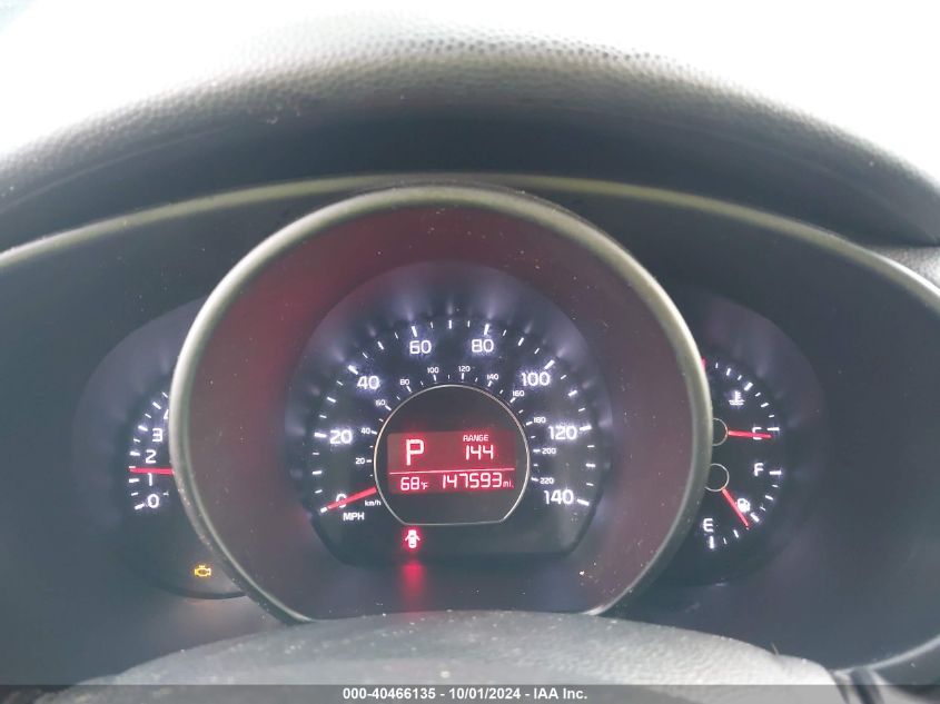 KNDJN2A24G7325897 2016 Kia Soul