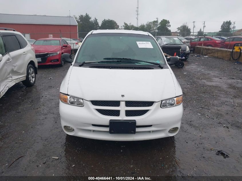 2B4GP45G8YR845393 2000 Dodge Caravan Se/Sport