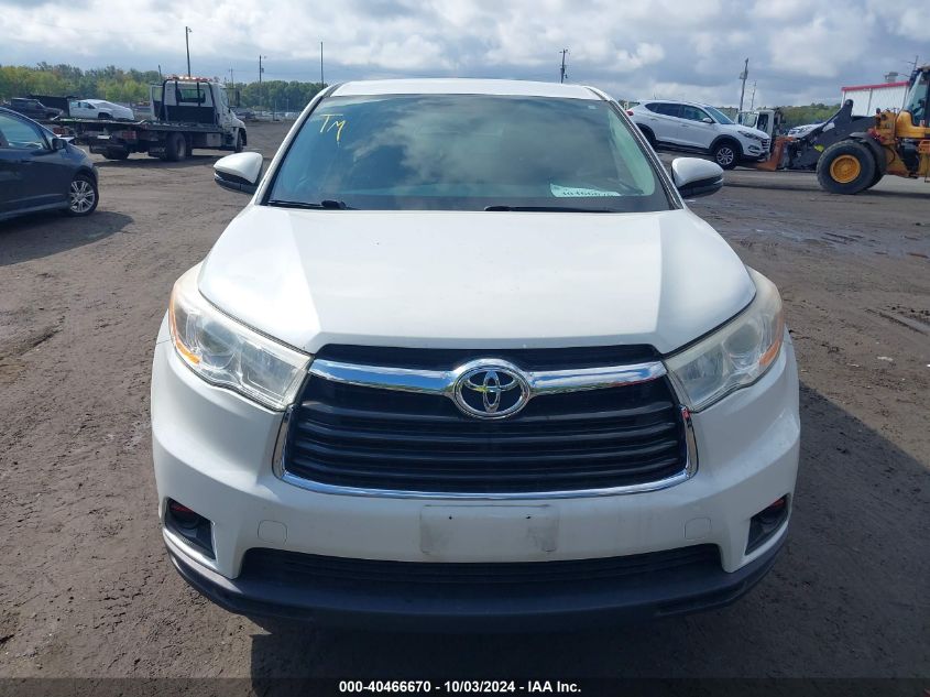 5TDBKRFH9GS323877 2016 Toyota Highlander Le V6