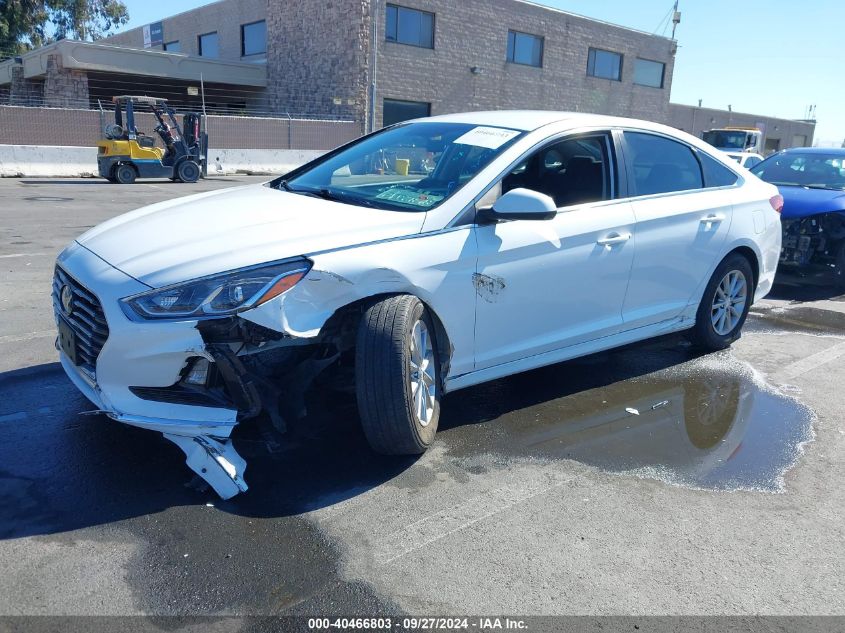 5NPE24AF6JH700166 2018 HYUNDAI SONATA - Image 2