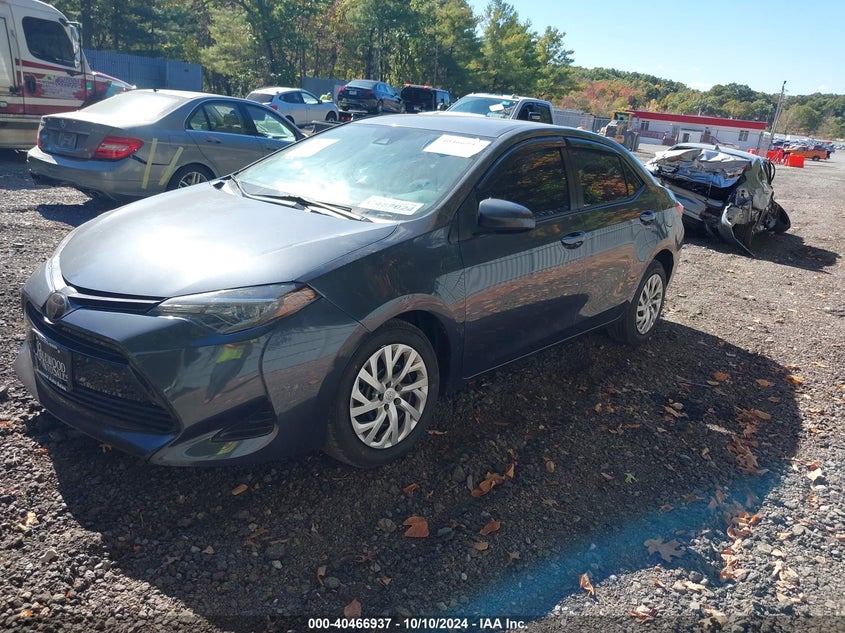 2019 TOYOTA COROLLA LE - 5YFBURHE0KP949493