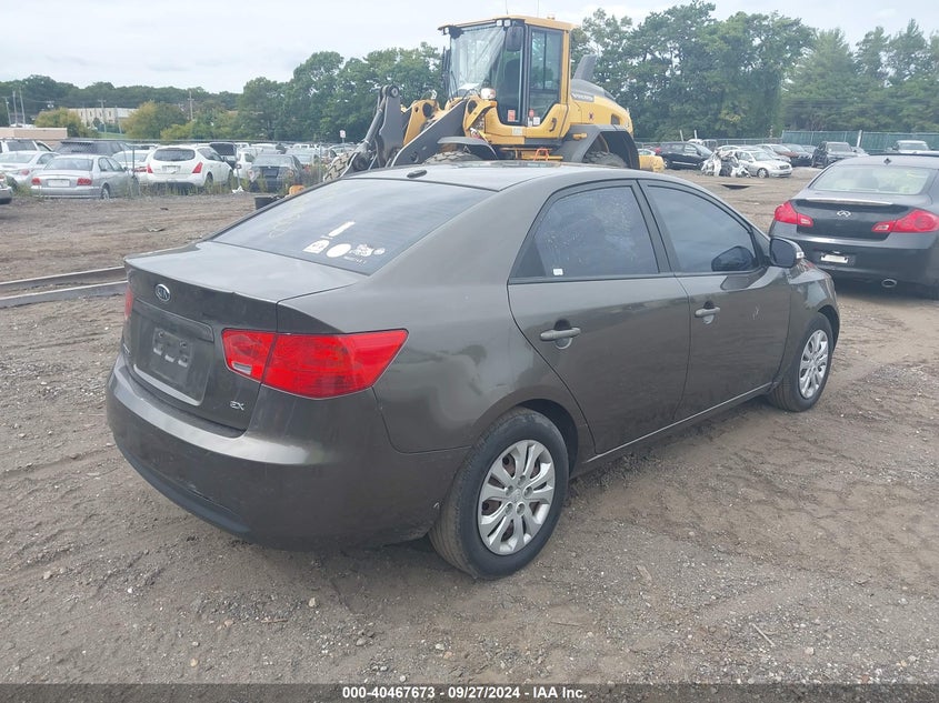 2010 KIA FORTE VIN: KNAFU4A29A5063010