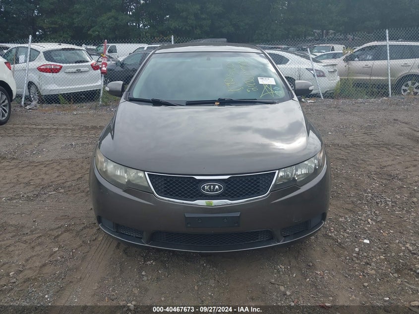 2010 KIA FORTE VIN: KNAFU4A29A5063010