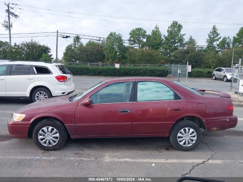 2000 Toyota Camry Ce VIN: 4T1BG22K3YU989846 Lot: 40467872