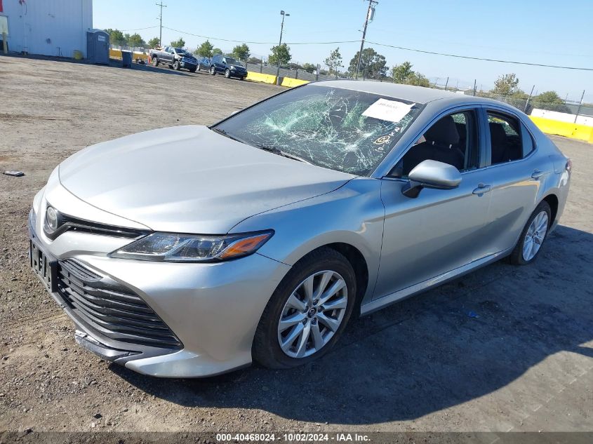 JTNB11HK5J3037719 2018 TOYOTA CAMRY - Image 2