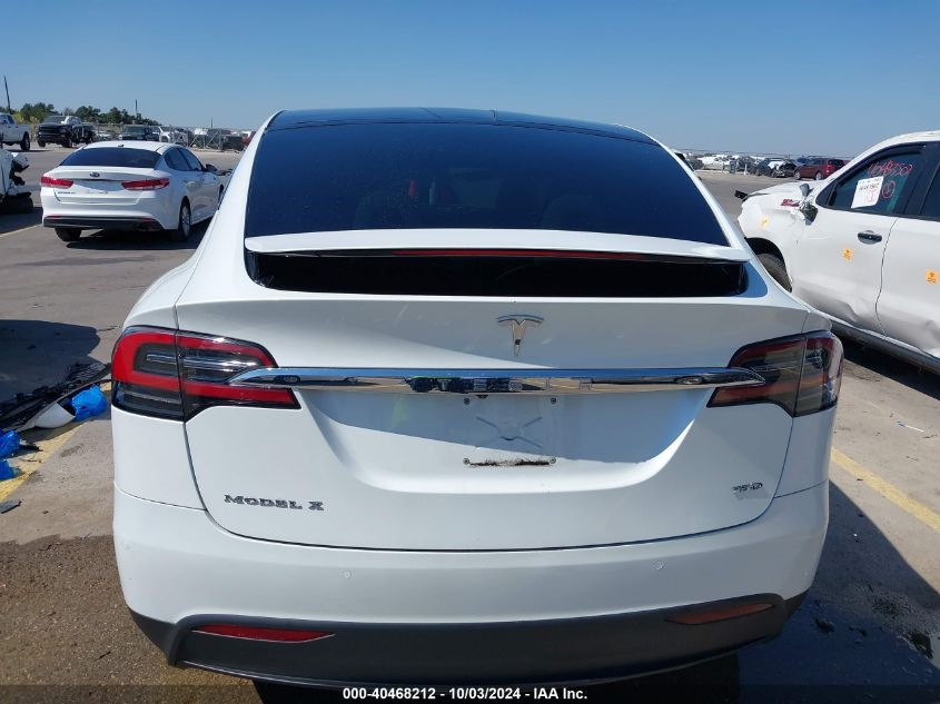 2018 Tesla Model X 100D/75D/P100D VIN: 5YJXCBE21JF139990 Lot: 40468212