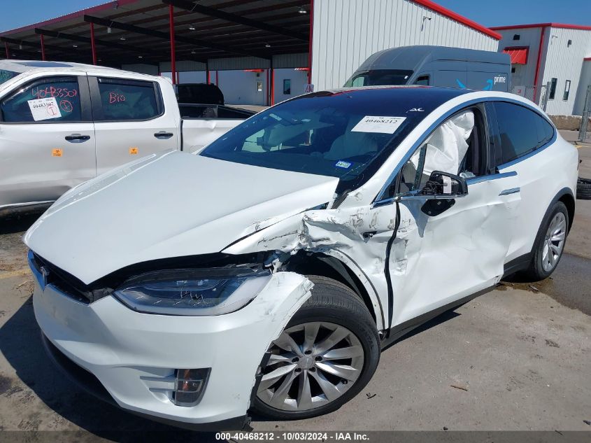 2018 Tesla Model X 100D/75D/P100D VIN: 5YJXCBE21JF139990 Lot: 40468212