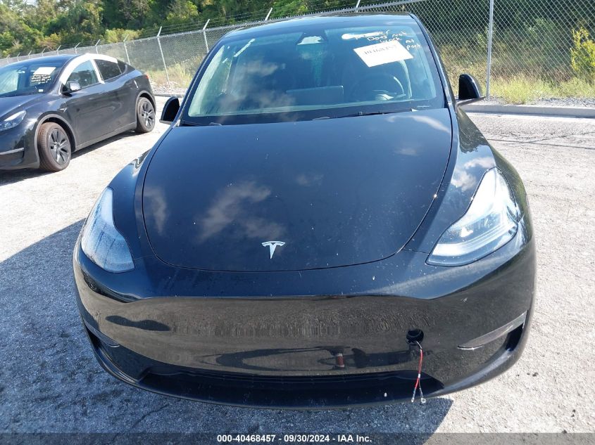 2024 Tesla Model Y VIN: 7SAYGDED6RF165876 Lot: 40468457