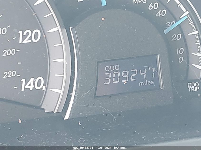 4T1BF1FK8DU255799 2013 Toyota Camry Le