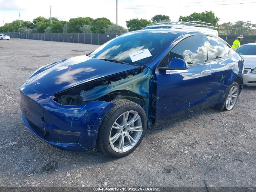 7SAYGDEE9PA162456 2023 TESLA MODEL Y - Image 2