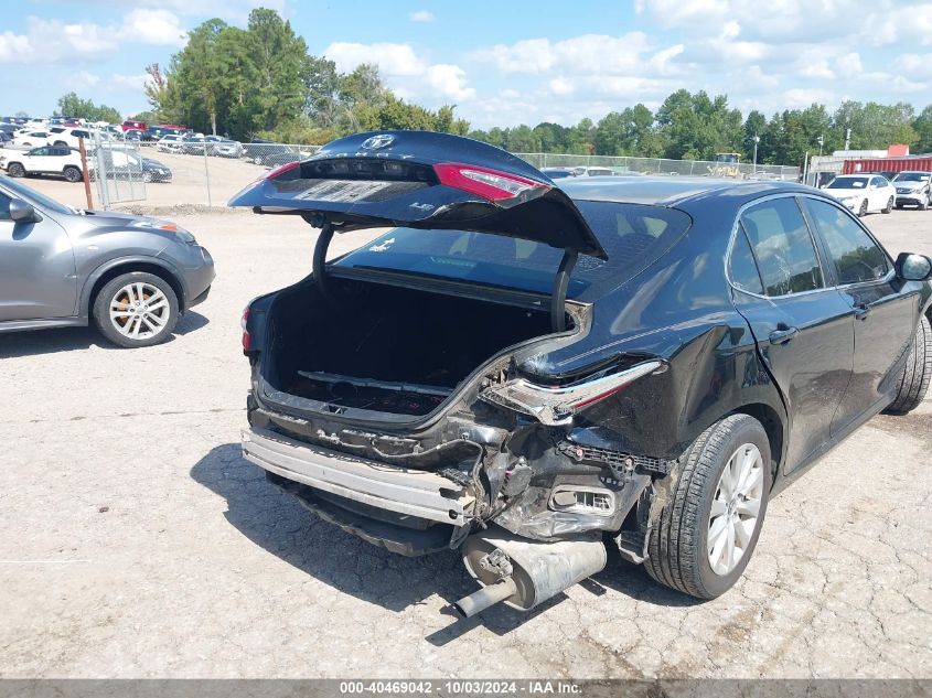 JTNB11HK1J3032162 2018 Toyota Camry Le