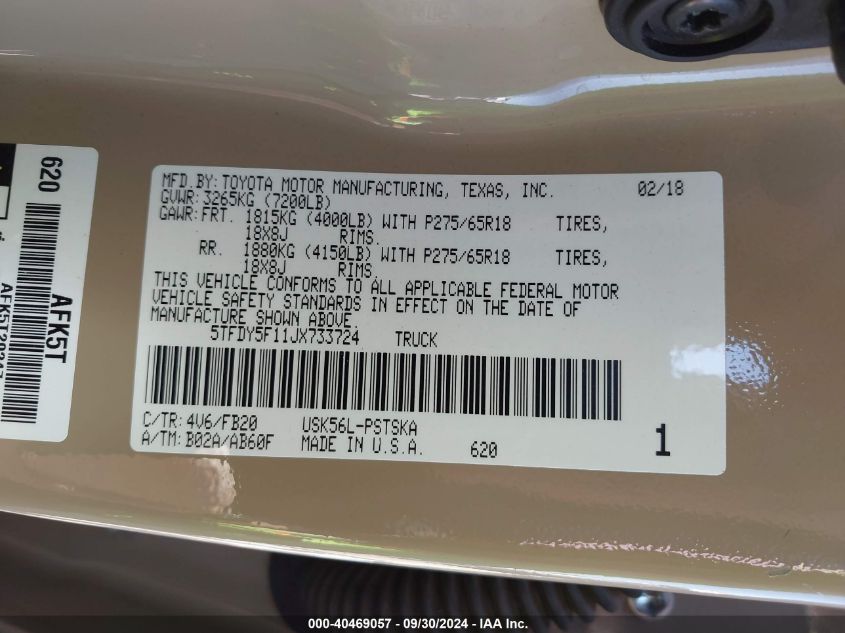 5TFDY5F11JX733724 2018 Toyota Tundra Sr5 5.7L V8