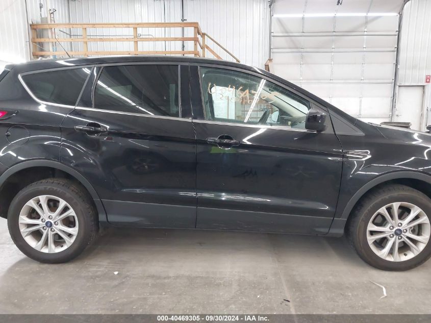 1FMCU9GD5KUA21884 2019 Ford Escape Se