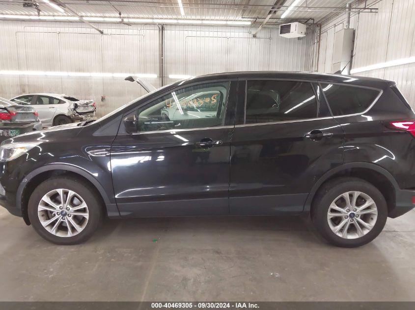 1FMCU9GD5KUA21884 2019 Ford Escape Se