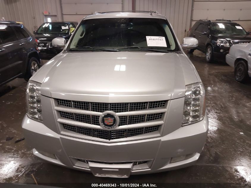 1GYS4JEF2DR168895 2013 Cadillac Escalade Esv Premium