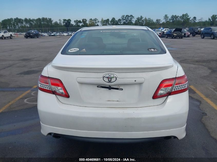 4T1BF3EK1AU565303 2010 Toyota Camry Se