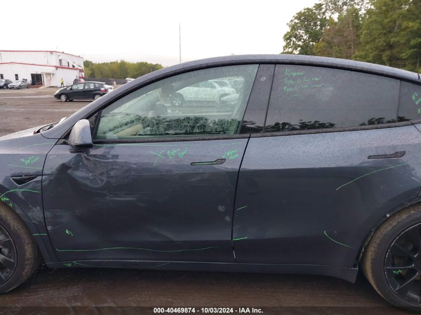 2020 Tesla Model Y Long Range Dual Motor All-Wheel Drive/Performance Dual Motor All-Wheel Drive VIN: 5YJYGDEF8LF002491 Lot: 40469874