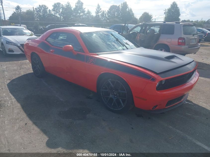 2C3CDZBT8HH560423 2017 DODGE CHALLENGER - Image 1