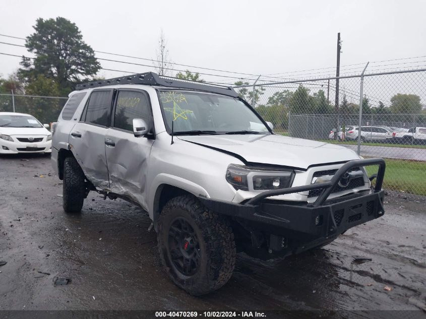 VIN WBA8B7C57JA930015 2011 TOYOTA 4RUNNER no.1