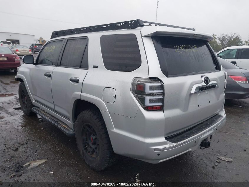 VIN WBA8B7C57JA930015 2011 TOYOTA 4RUNNER no.3