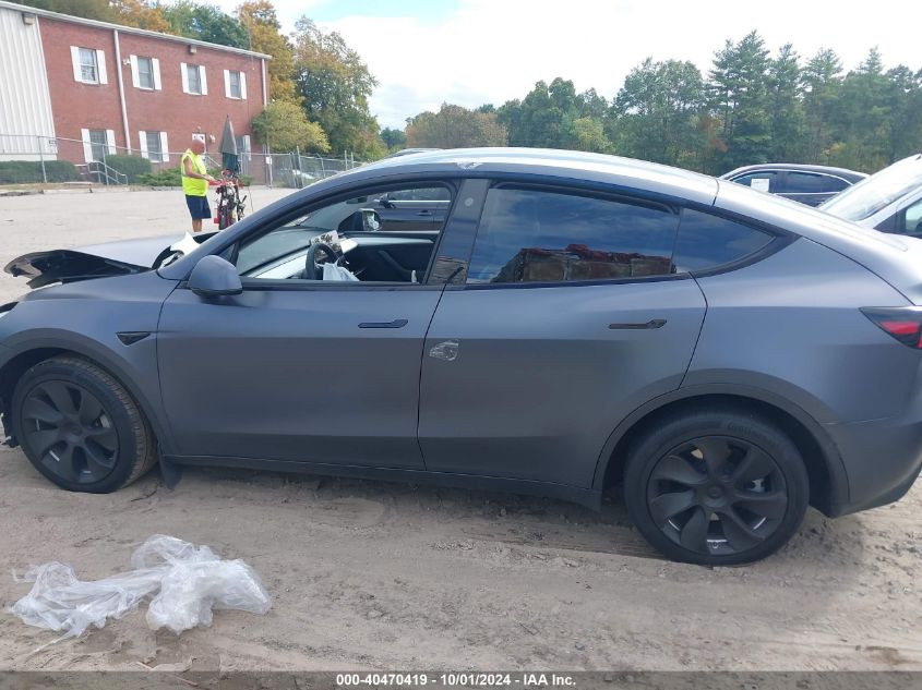 2023 Tesla Model Y Awd/Long Range Dual Motor All-Wheel Drive VIN: 7SAYGDEE5PA099193 Lot: 40470419