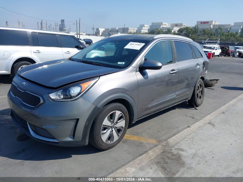 KNDCB3LC8J5156922 2018 Kia Niro Lx