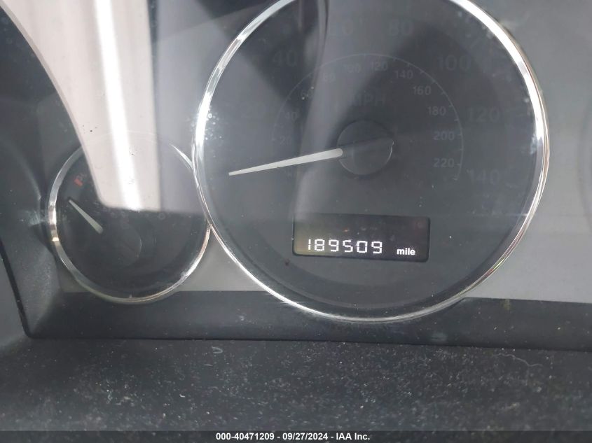 1J8HR68T39C535449 2009 Jeep Grand Cherokee Overland