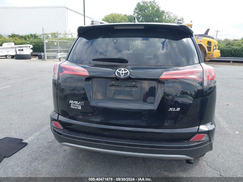 2T3WFREV8HW376406 2017 Toyota Rav4 Xle