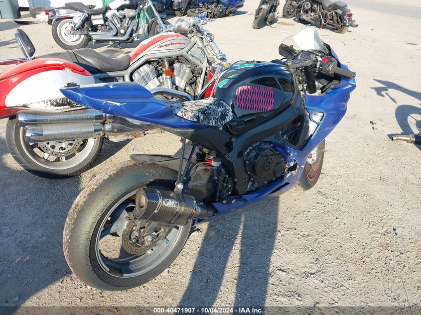 VIN JS1GN7FA5H2100288 2017 SUZUKI GSX-R600