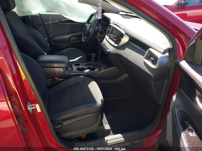 2017 KIA SORENTO VIN: 5XYPGDA50HG216688
