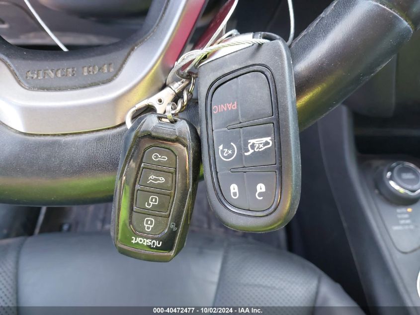 1C4PJMDX1KD136143 2019 Jeep Cherokee Limited 4X4