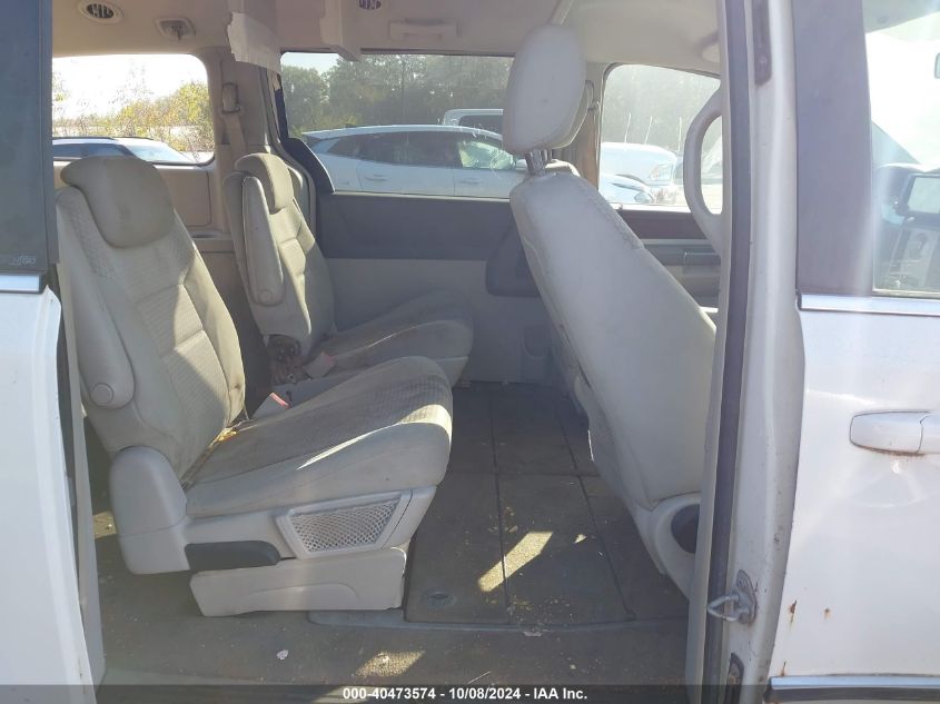 2A4RR5D13AR138274 2010 Chrysler Town & Country Touring