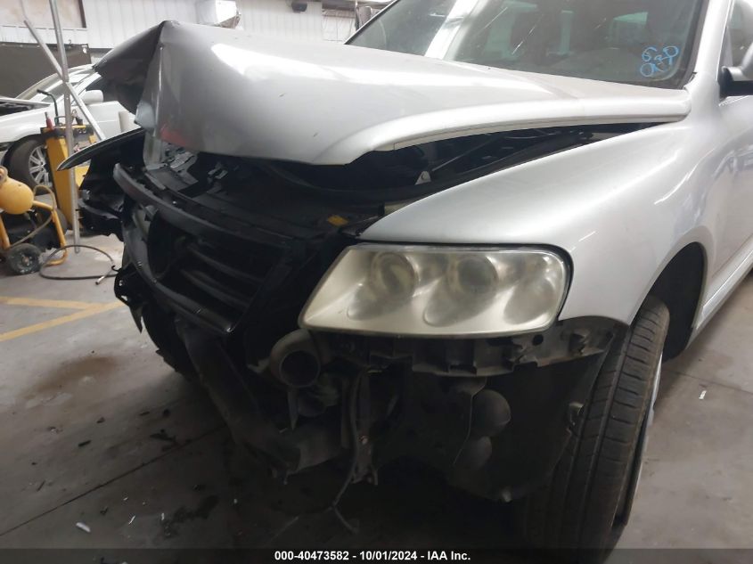 WVGMM77L75D041607 2005 Volkswagen Touareg V8